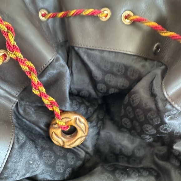 NATORI Vibrant Yellow and Red Bag with Spacious Design - Picture 11 of 11